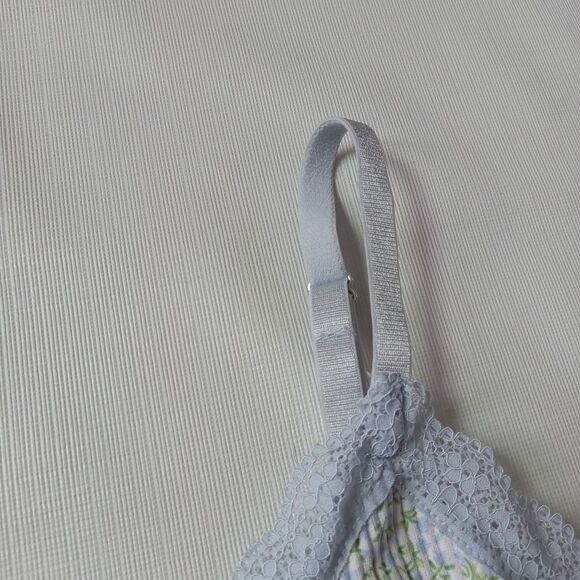 H&M Blue and Green Lace Trim Floral Print Cropped Ribbed Camisole Women's Large - Picture 11 of 12